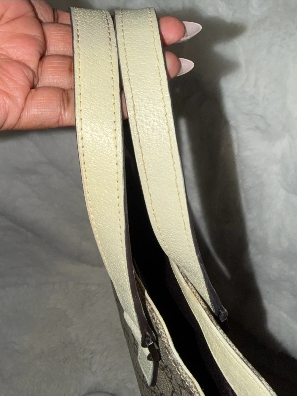 Gucci GG Canvas‎ Supreme Flat Tote